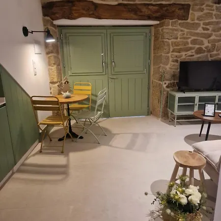 A Casa D'abaixo *